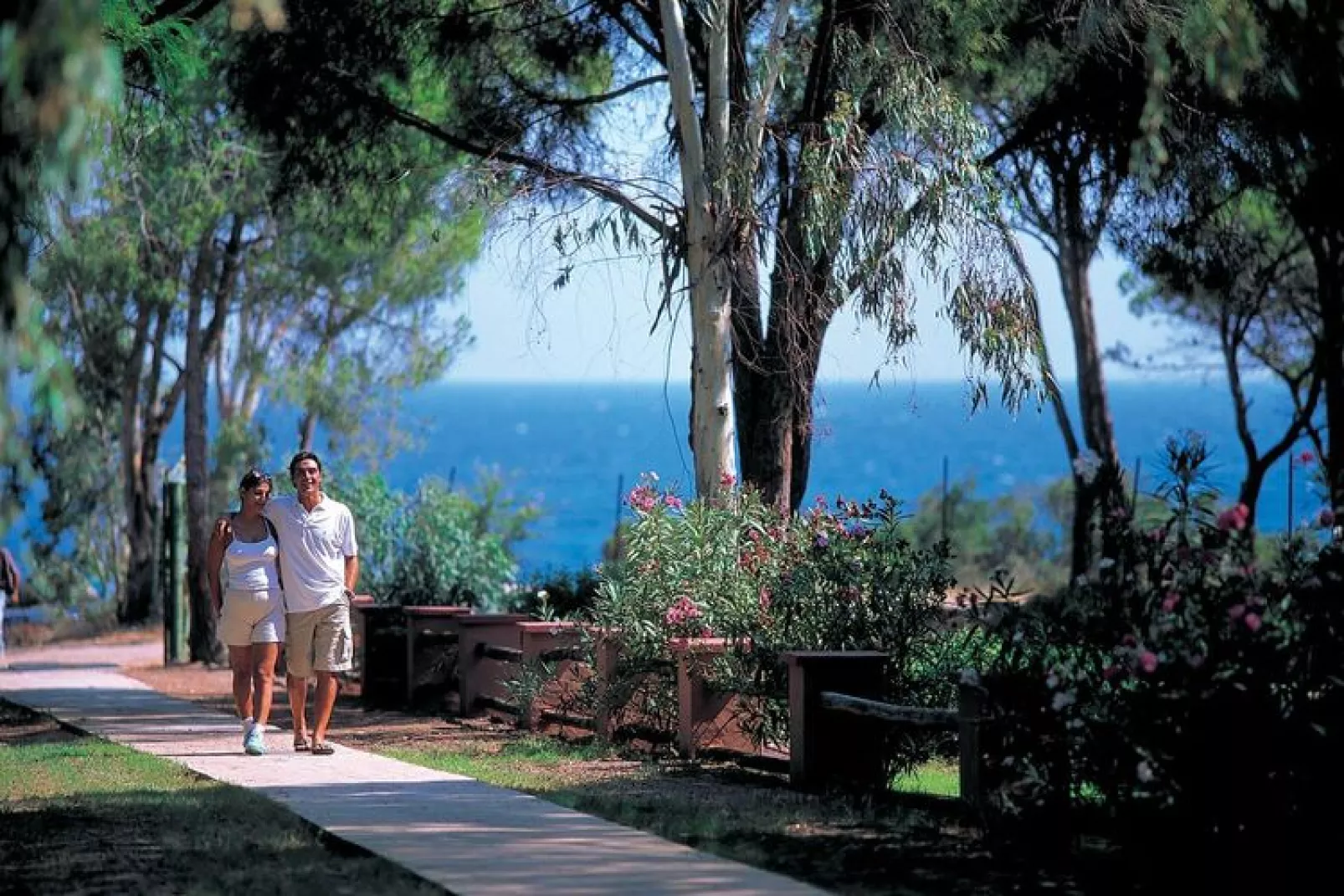 BAIA DELLE PALME-Trilo 6-Outdoor