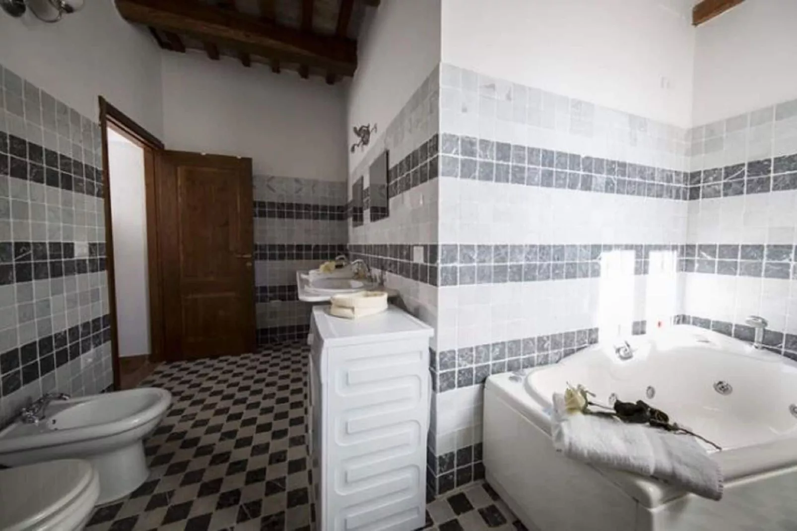 Menta-Bathroom