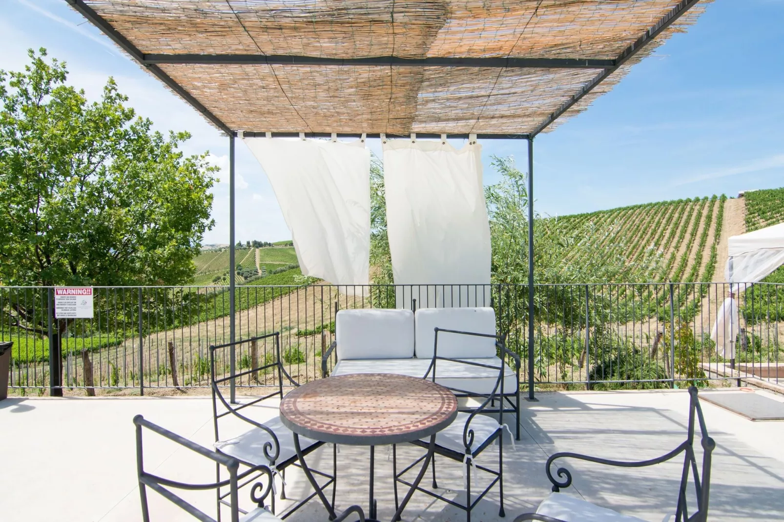 Menta-Terrace balcony