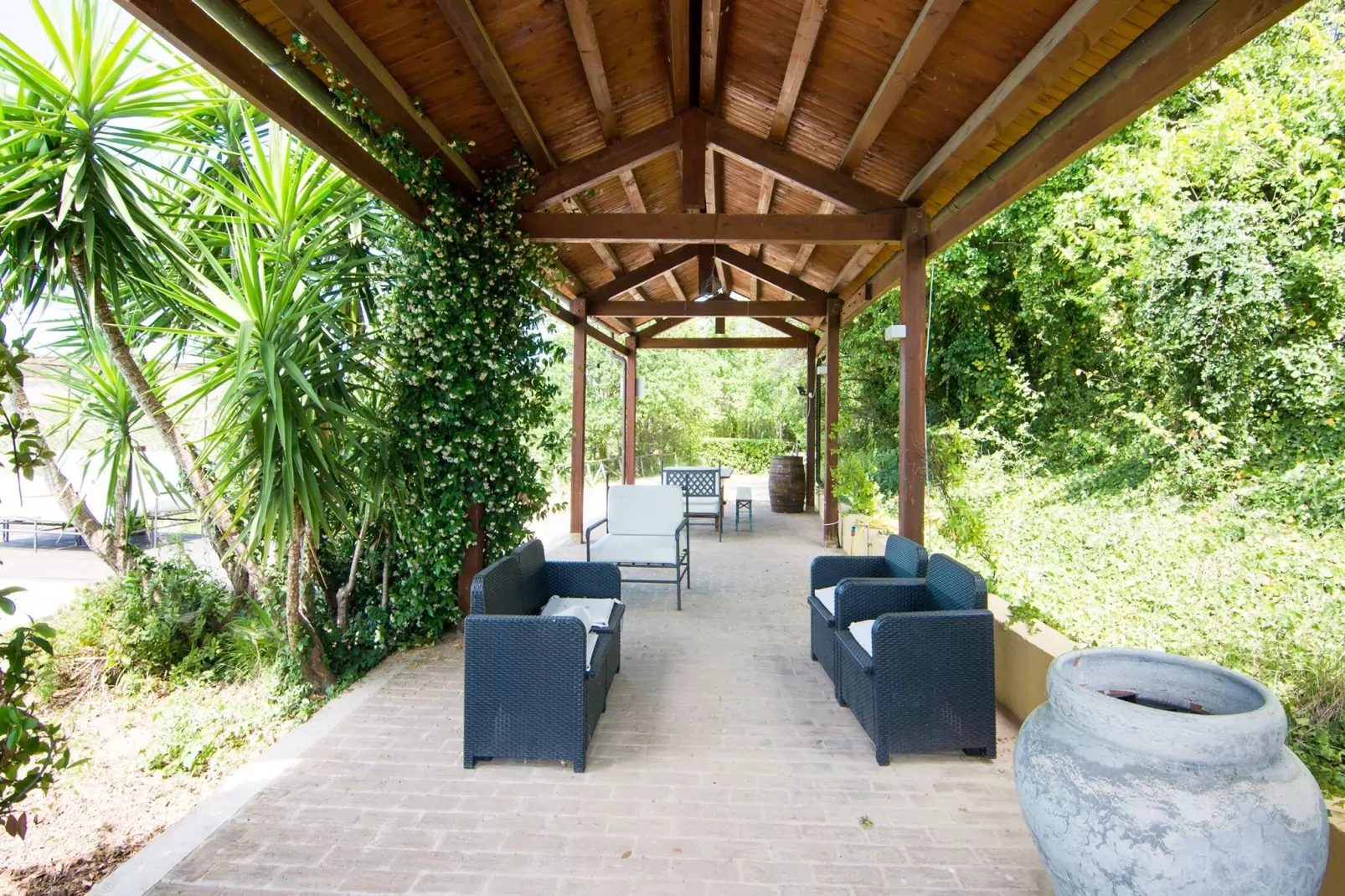 Gardenia-Terrace balcony