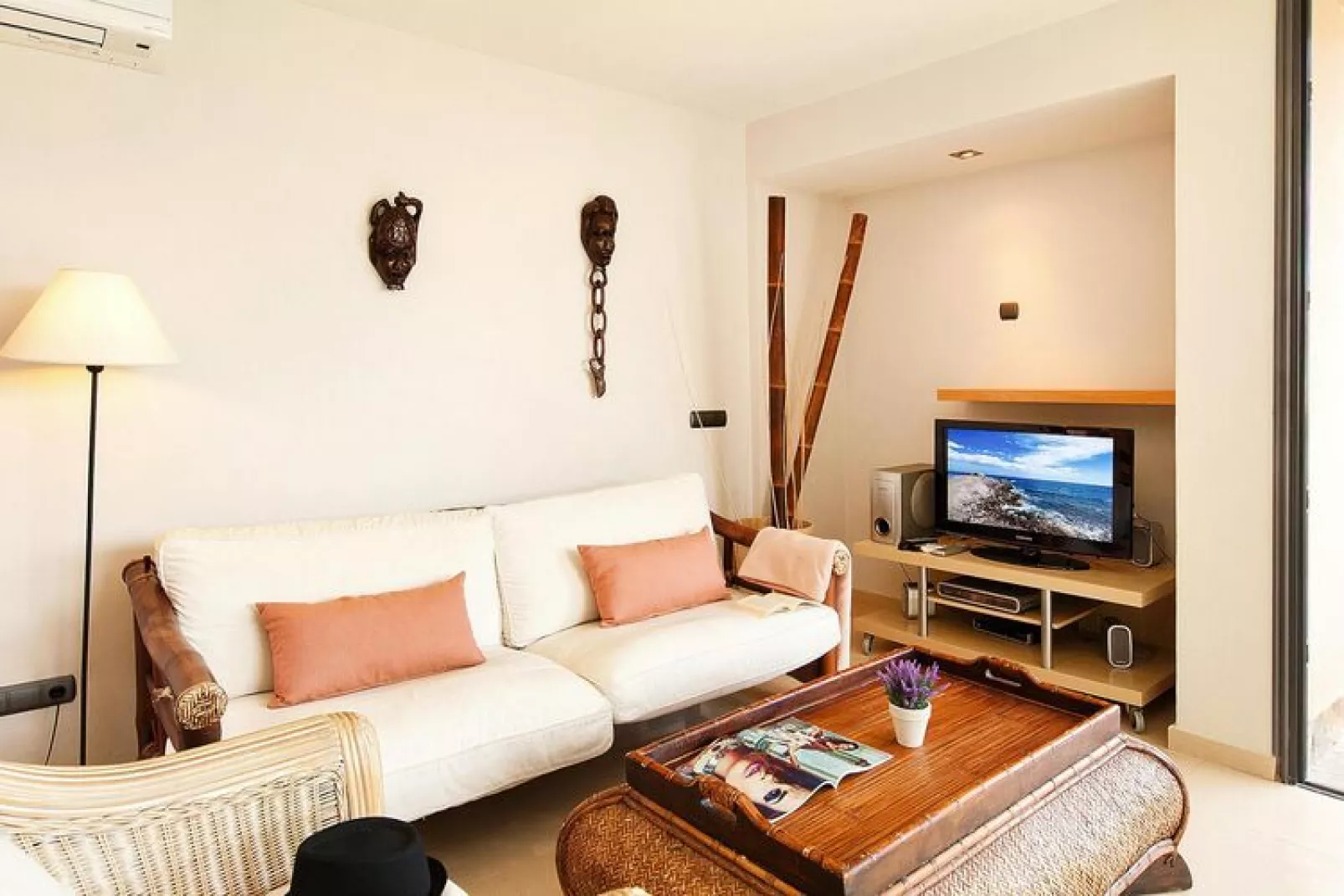 Los Lagos 12-Living room