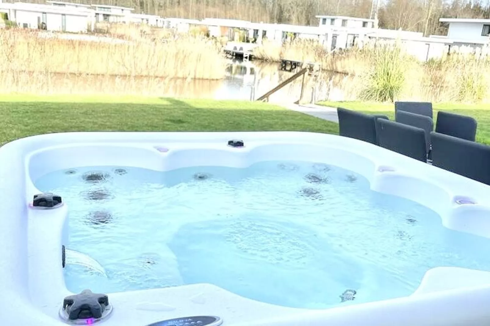 Vakantie in Harderwijk 315-Pool