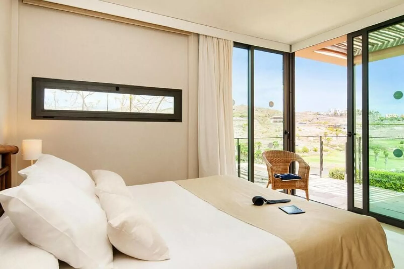 Los Lagos 12-Bedroom