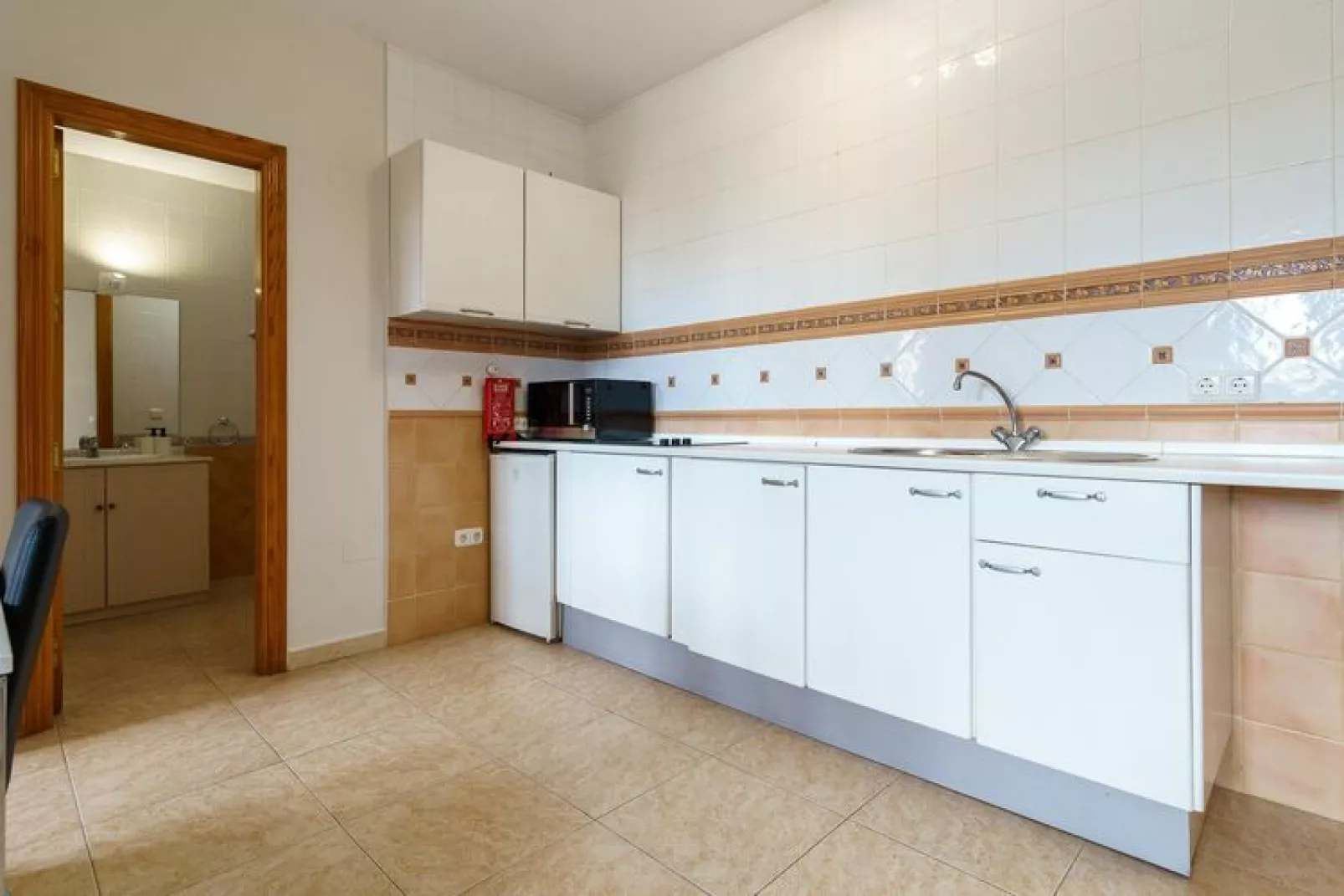 La Cala Boulevard Apartment 1 - CT 138-Cuisine
