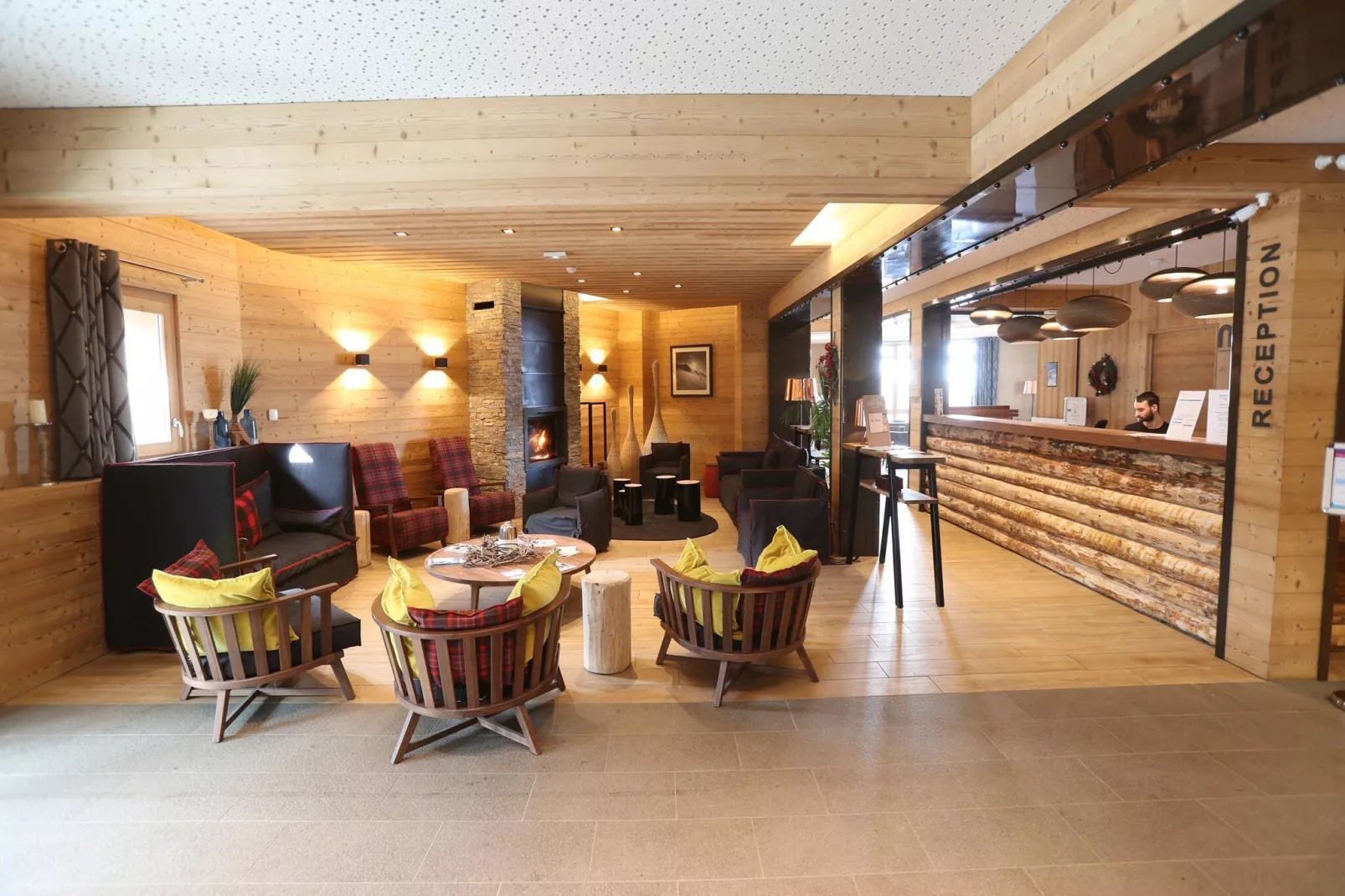 Le Coeur des Loges 2-S4-Reception hall