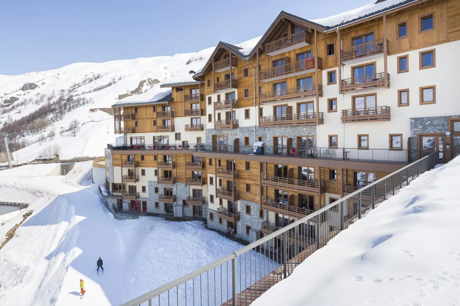 Le Coeur des Loges 1-S63V-Exterior winter