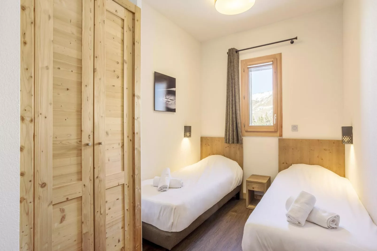 Le Coeur des Loges 1-S63V-Bedroom