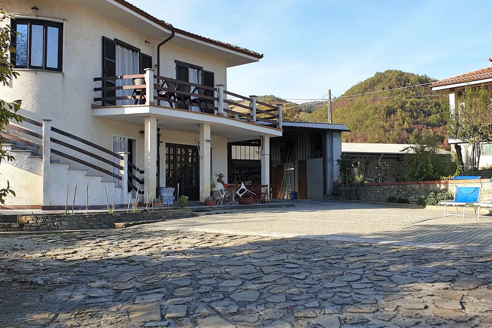 Casa Vesime-Exterior summer