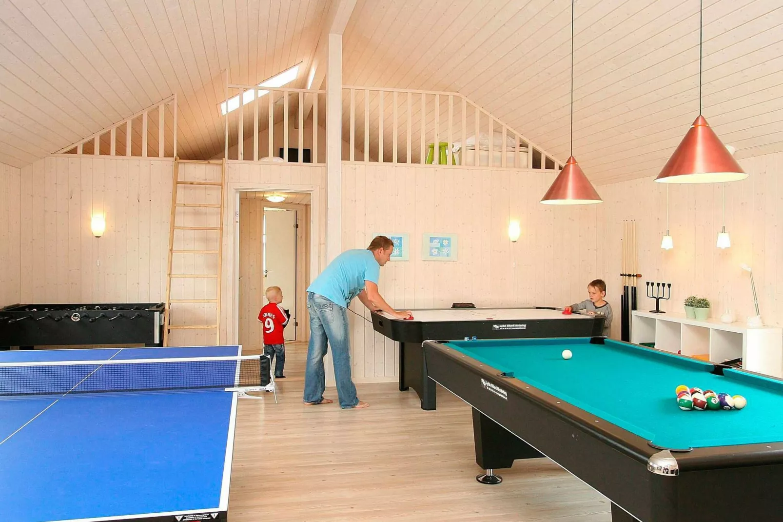 Luxury Pool Retreat - By Traum Ferienwohnungen-Indoor
