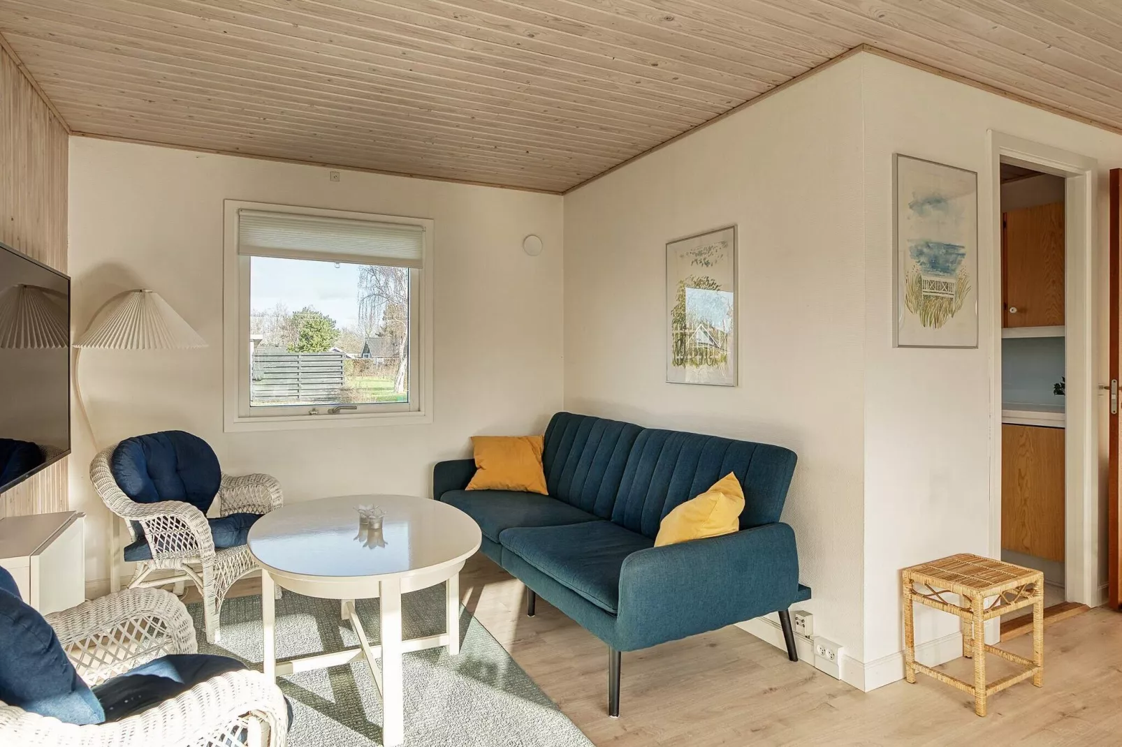 Tranquil Oasis in Hummingen-By Traum-Indoor