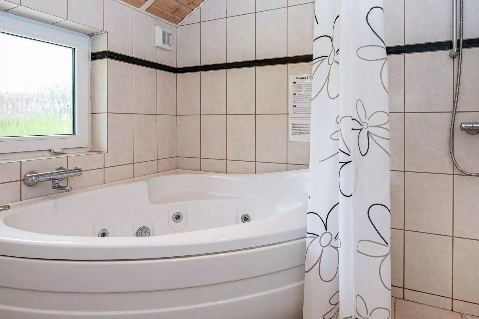 8 person holiday home in Oksbøl-By Traum-Spa