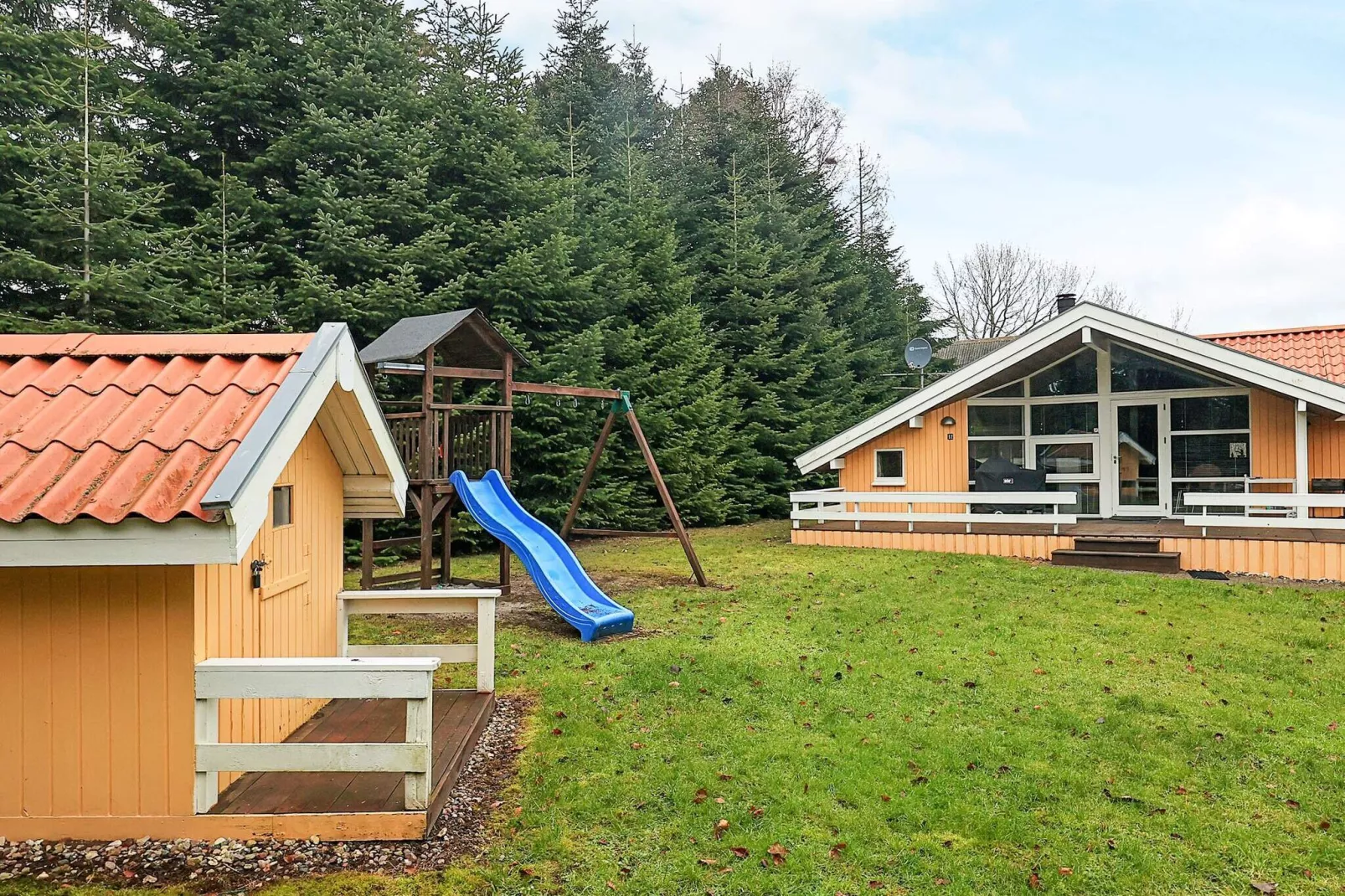 8 person holiday home in Tranekær