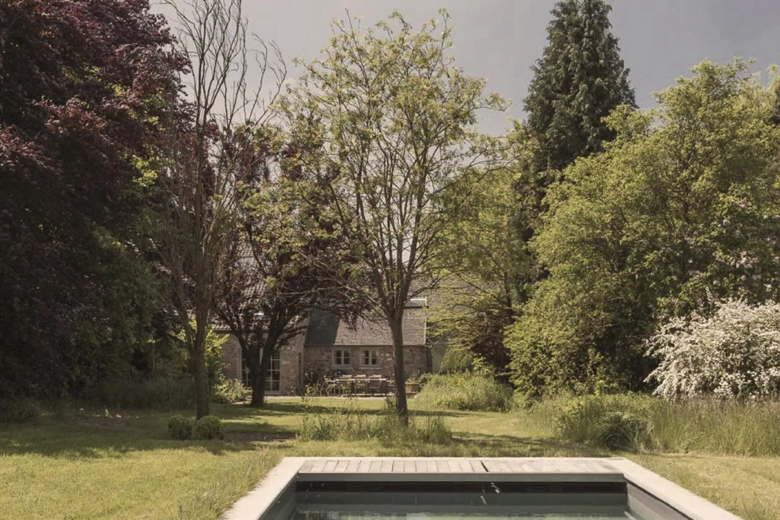 Au Milieu De Nulle Part-Exterior summer