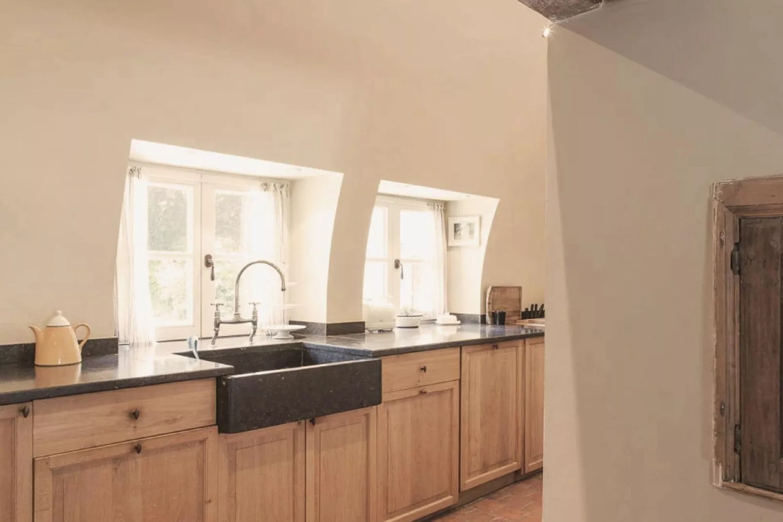 Au Milieu De Nulle Part-Kitchen