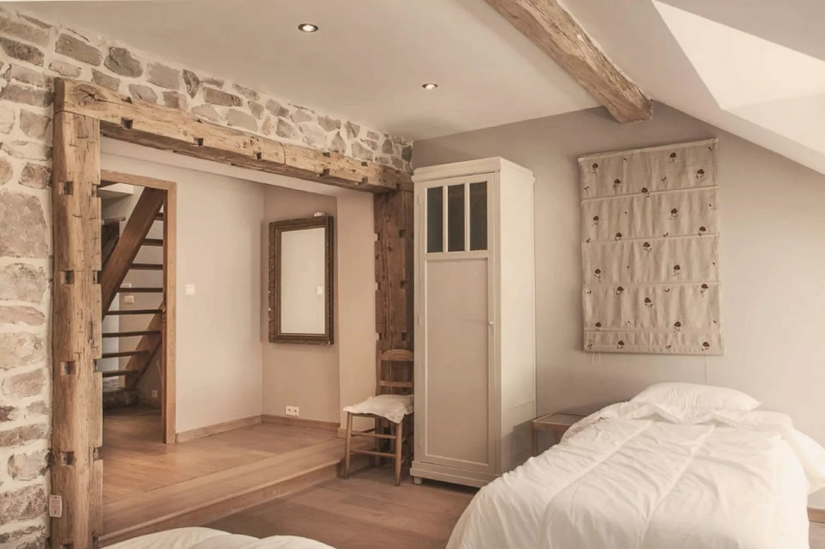 Au Milieu De Nulle Part-Bedroom