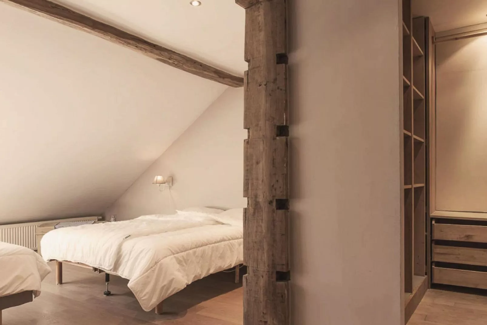 Au Milieu De Nulle Part-Bedroom