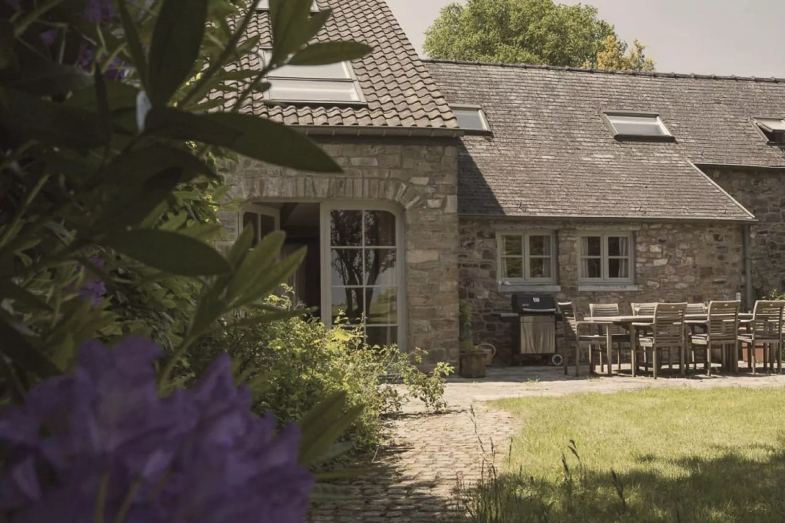 Au Milieu De Nulle Part-Gardens summer