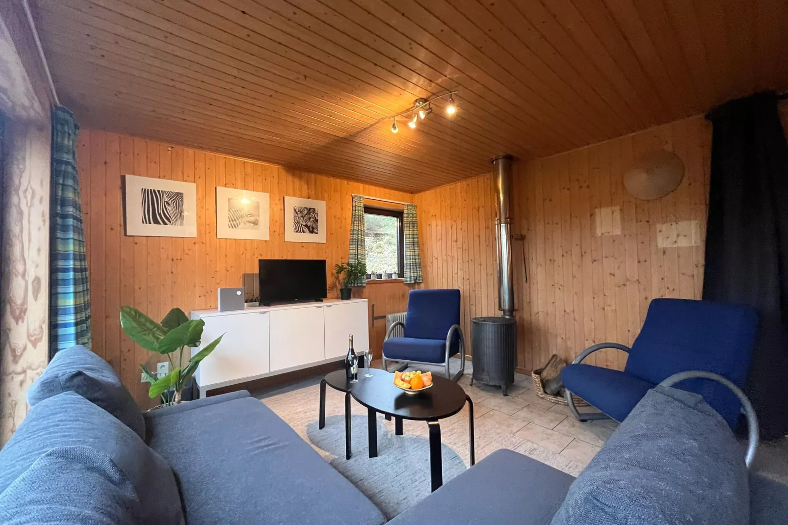 Kangourou 12-Living room