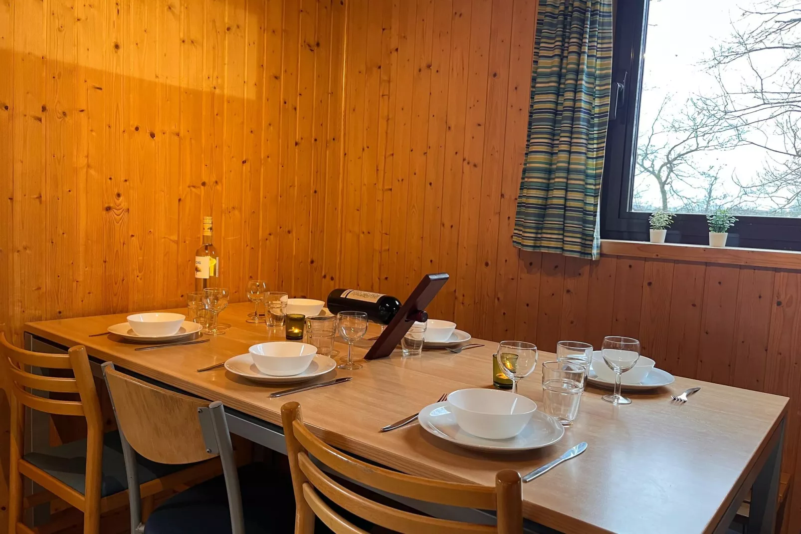 Kangourou 12-Dining room
