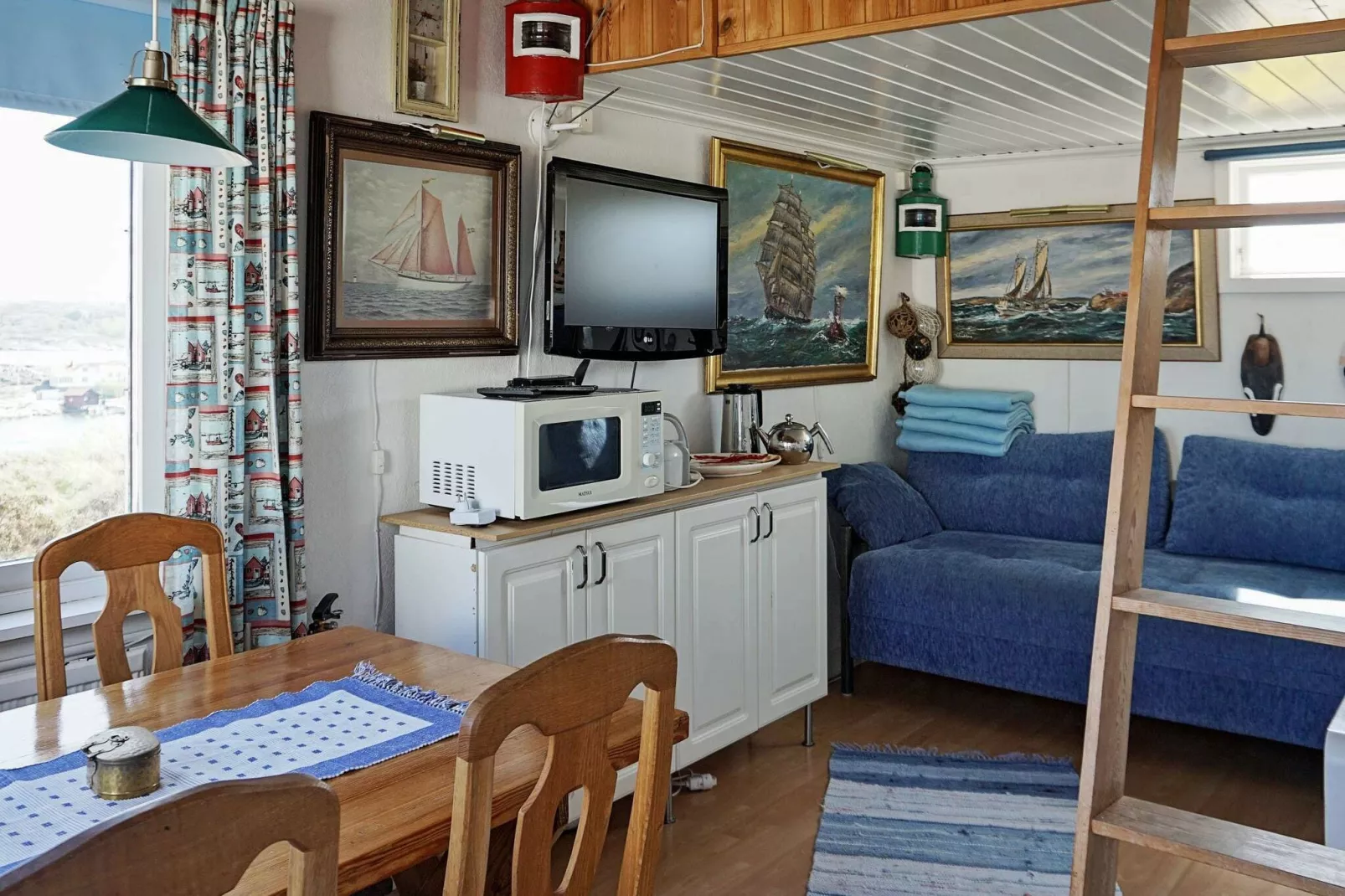 3 person holiday home in Gullholmen-Indoor