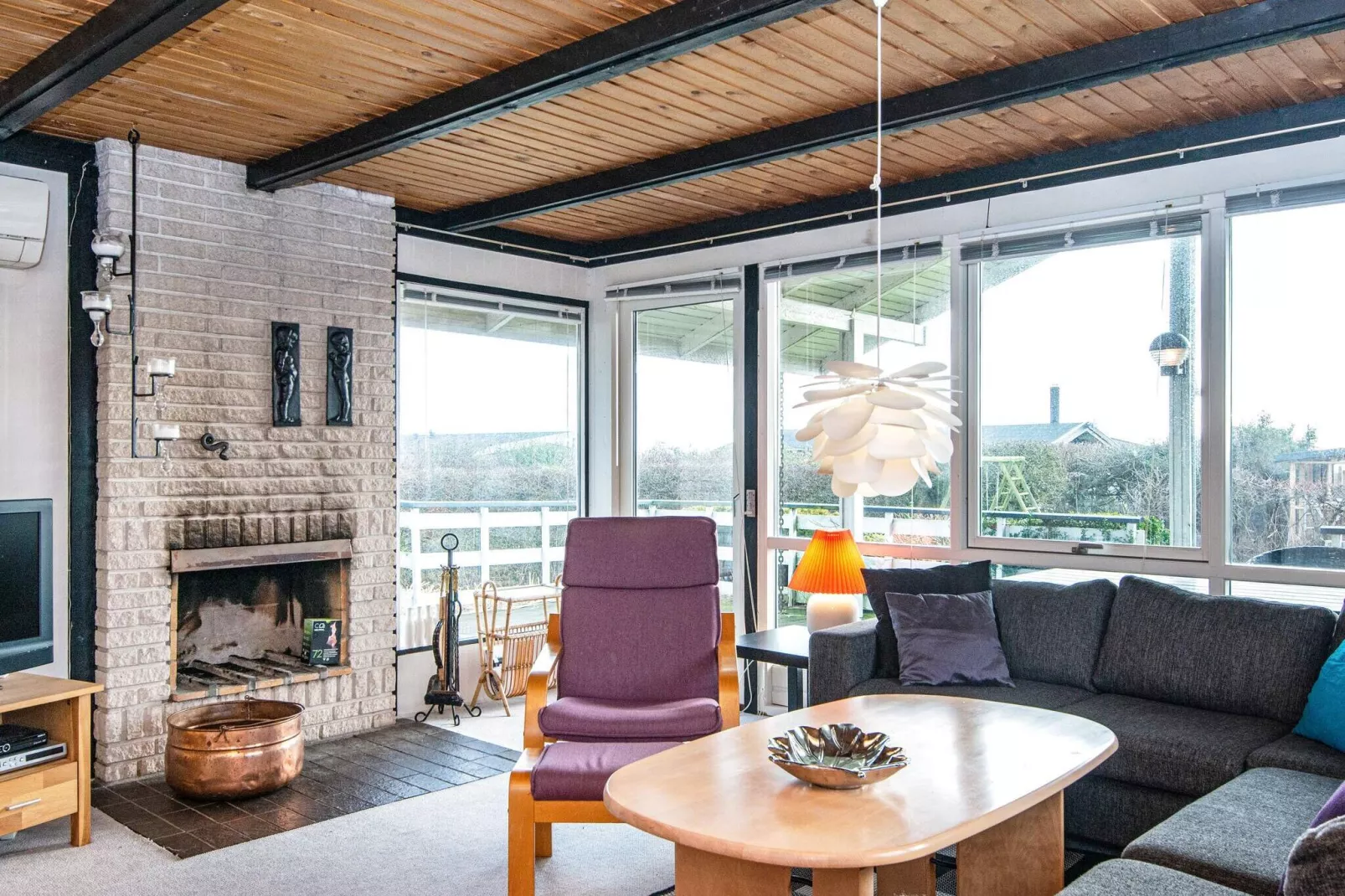 6 person holiday home in Rønde-By Traum-Indoor