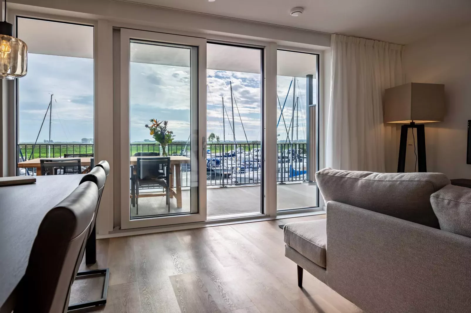 Harbour Loft 1i Résidence Marina havenzicht-Living room