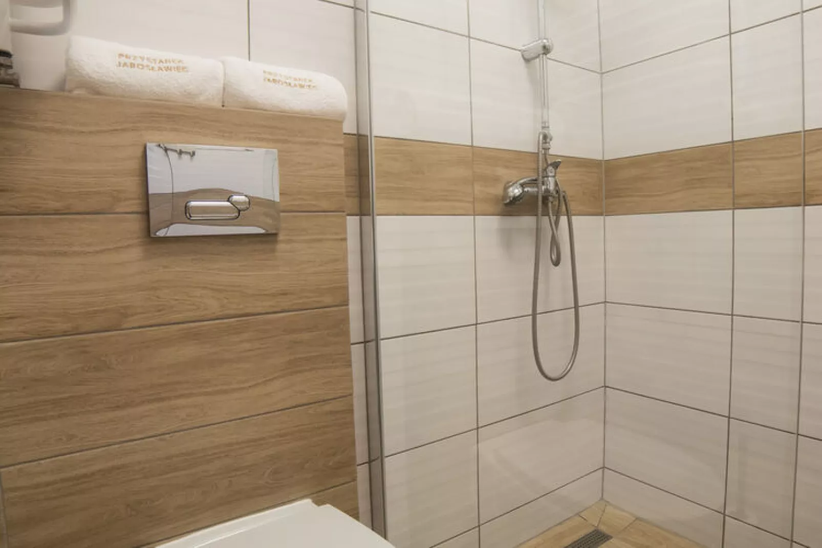 Apartament 7-osobowy parter Jarosławiec-Bathroom