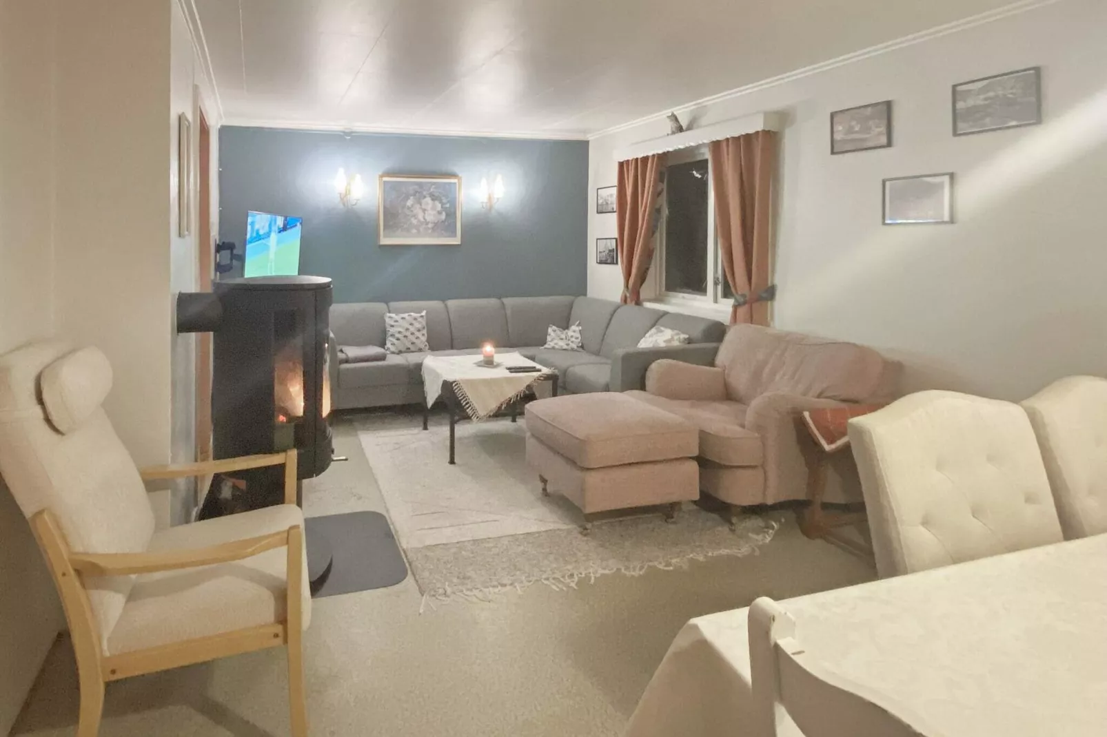 8 person holiday home in STONGLANDSEIDET-Indoor