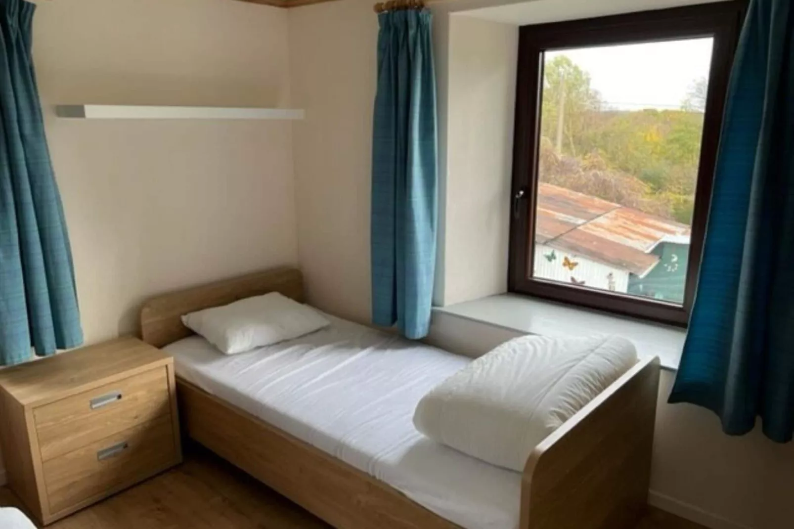Le Petit Loup de Courtil-Bedroom