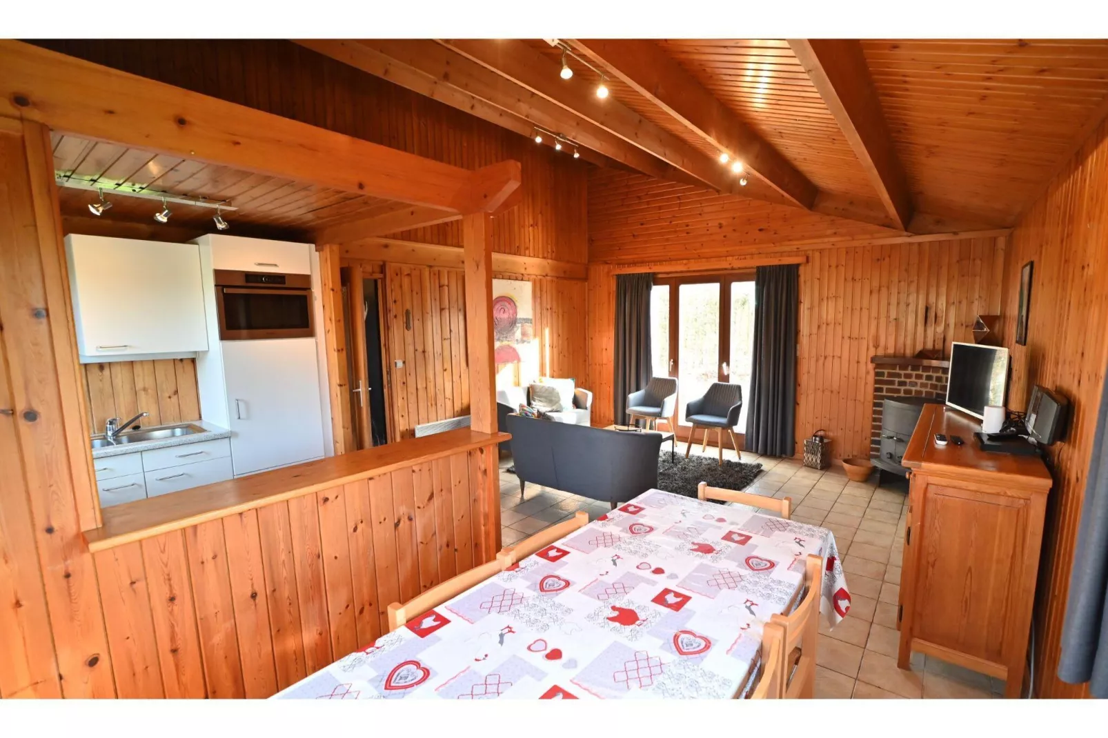 Le Refuge-Kitchen