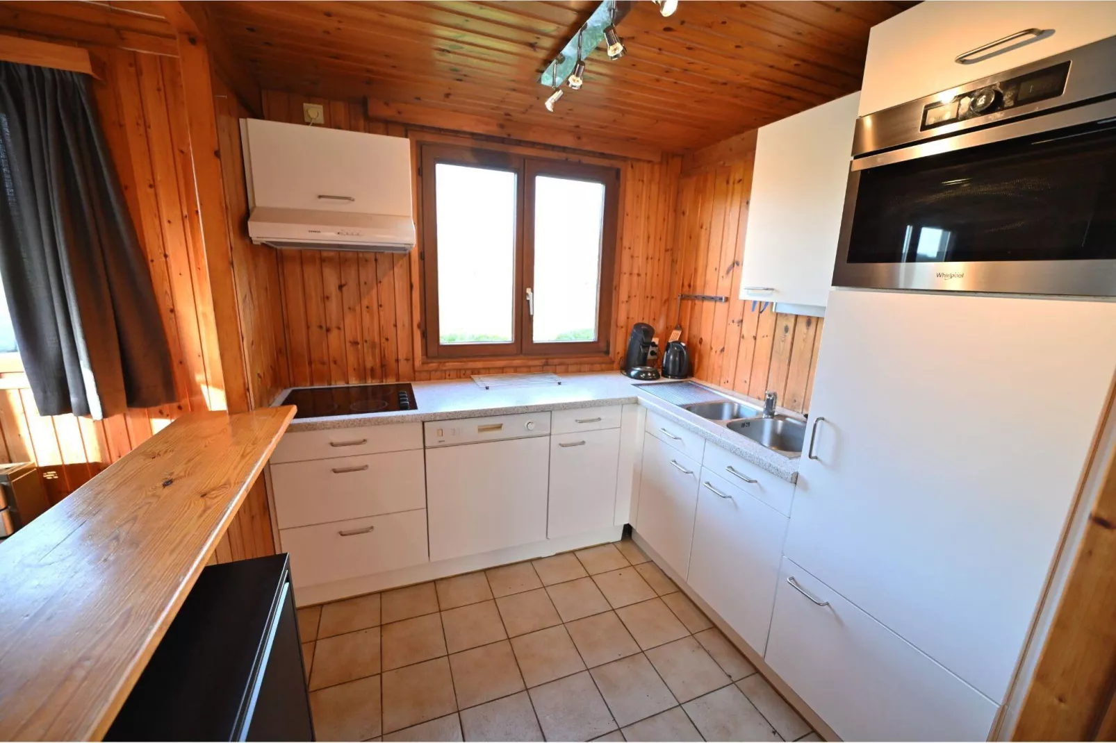 Le Refuge-Kitchen