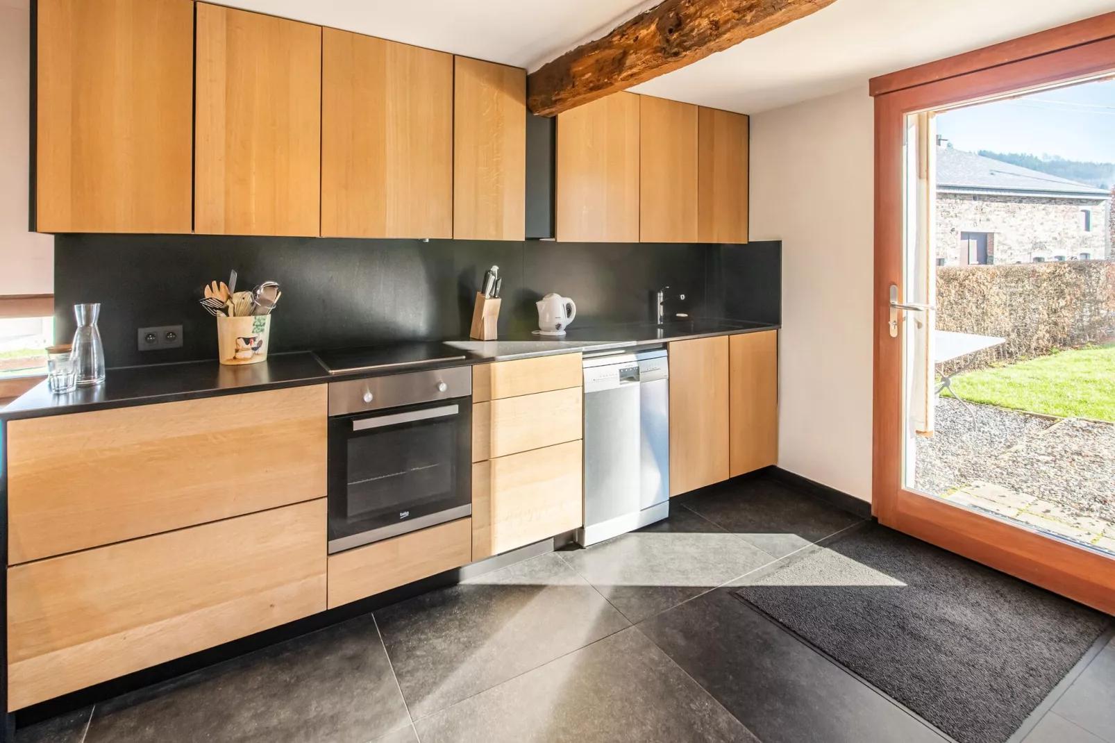 Maison Les Chaumiers-Kitchen