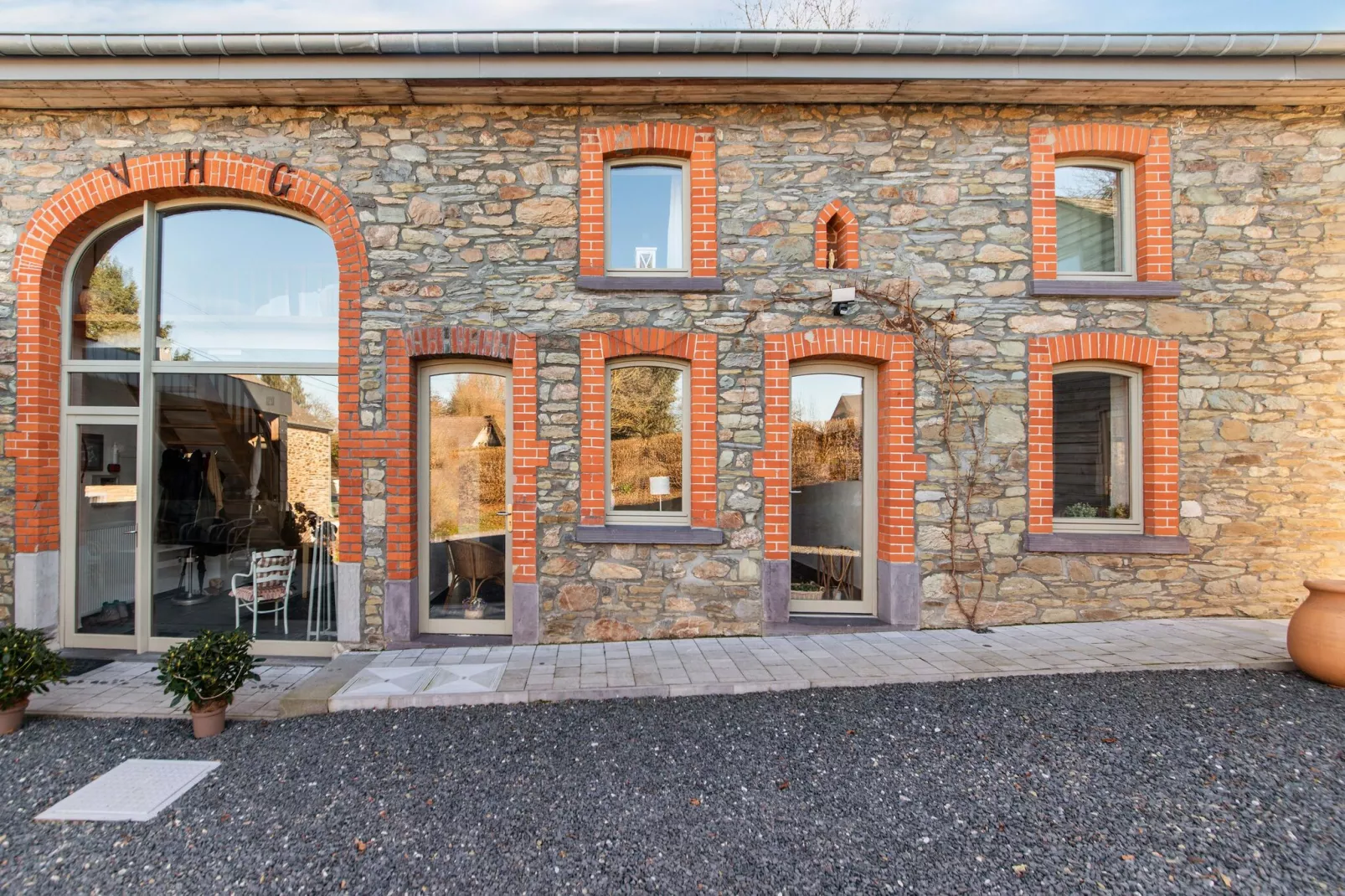 Maison Les Chaumiers-Exterior summer