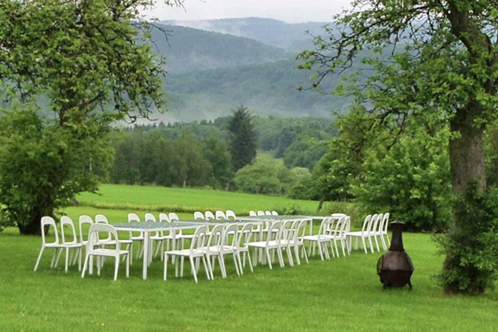 La Tour de Daverdisse-Gardens summer