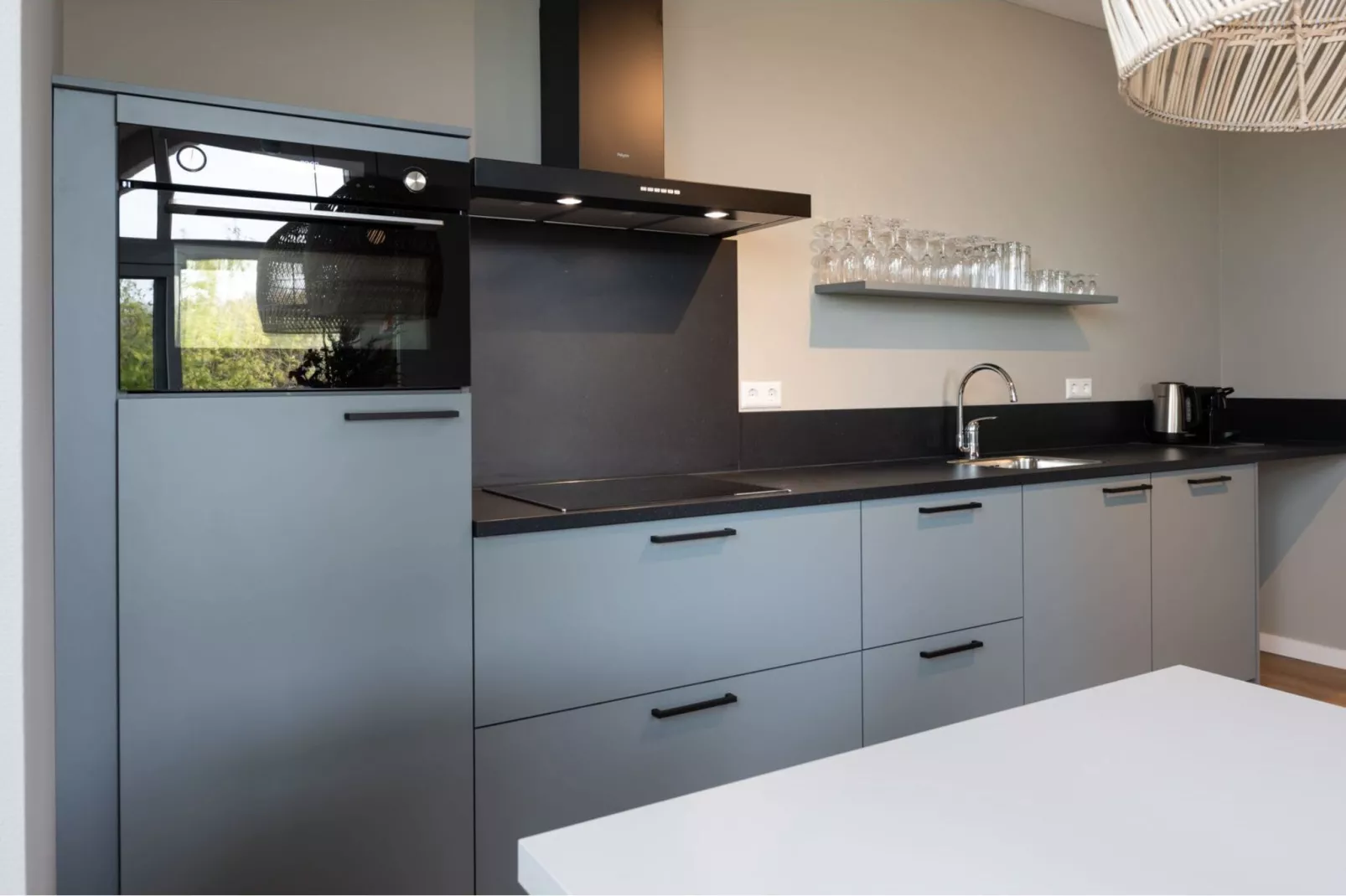 Harbour Loft 2i Résidence Marina polderzijde-Kitchen