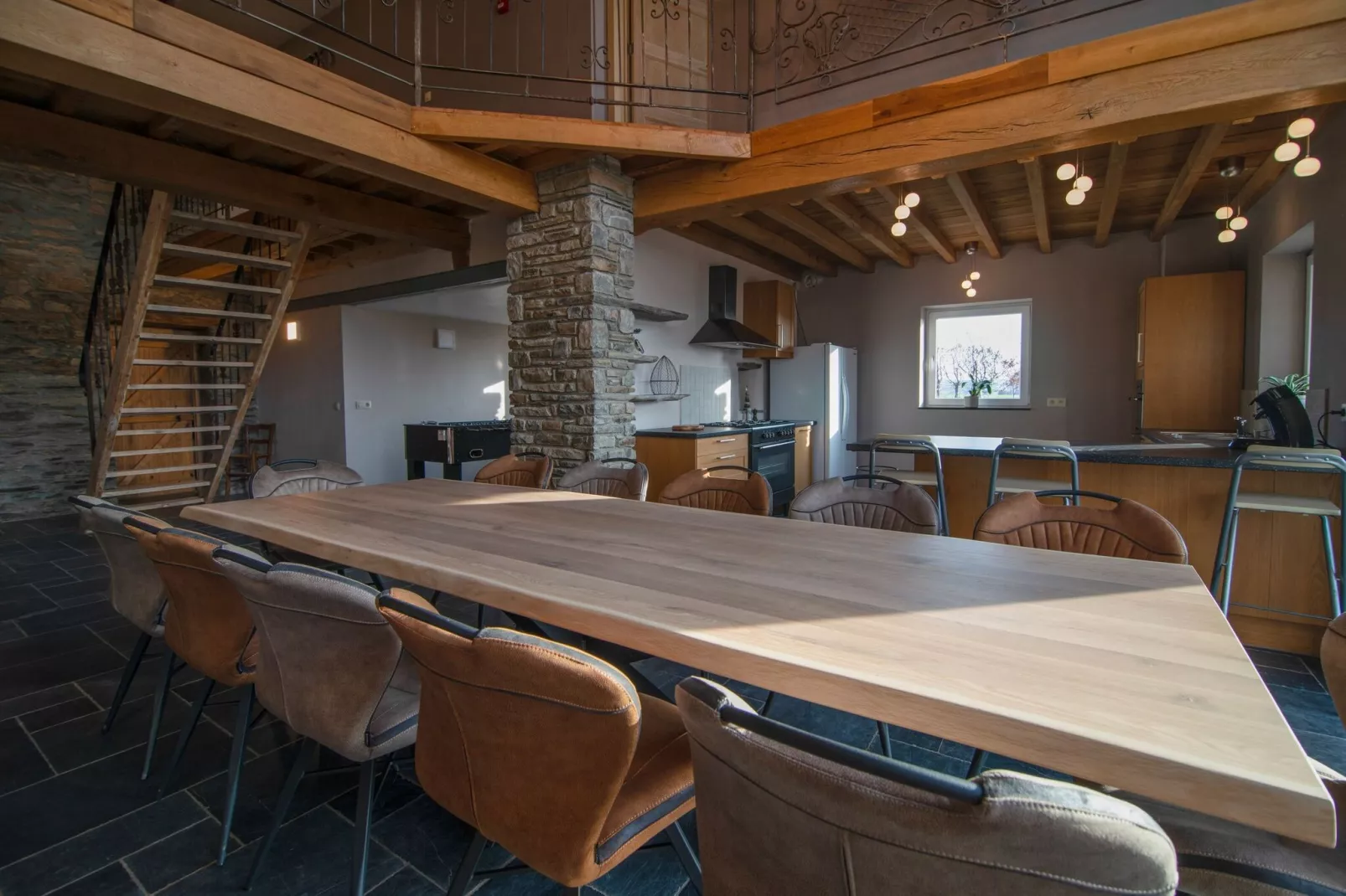 Les Trois Chênes-Dining room