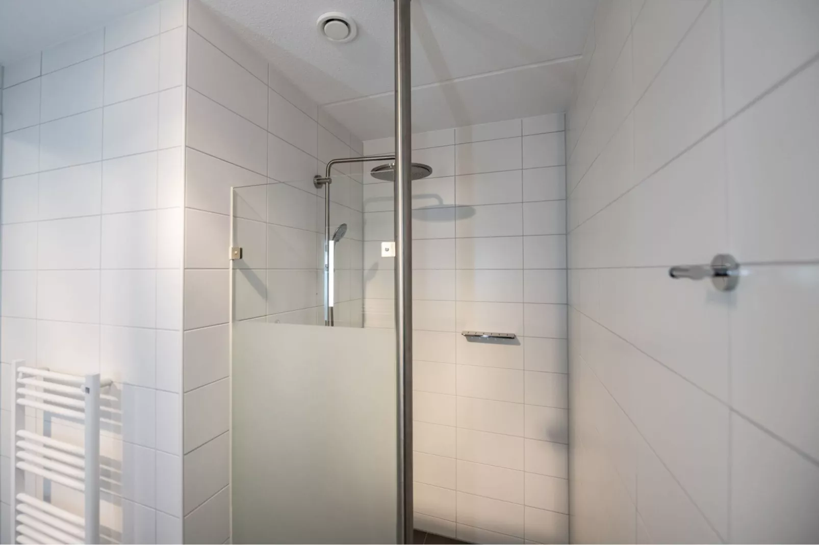 Harbour Loft 1E Résidence Marina havenzicht-Bathroom
