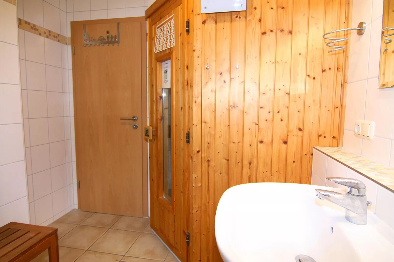 DHH Strandhaus II rechts-Bathroom