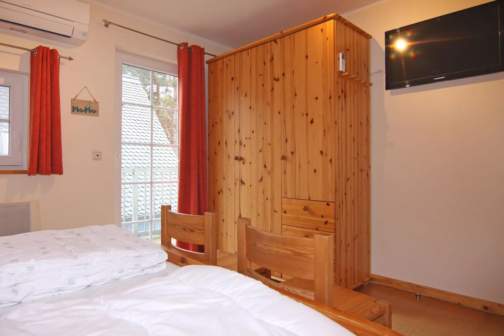 DHH Bernsteinhaus links-Bedroom