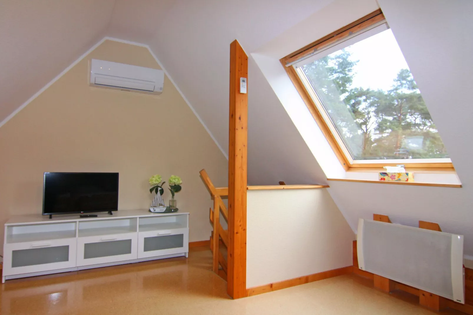 DHH Bernsteinhaus links-Bedroom