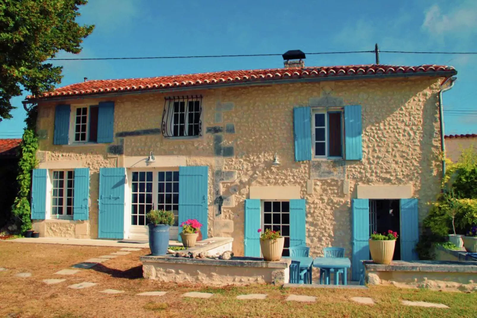 Maison de vacances Lusignac zonder gastverblijf-Exterior summer