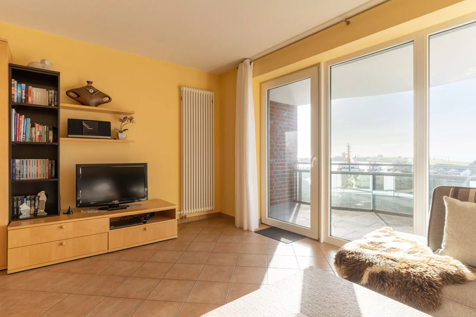 Am Ankerplatz 33-Living room