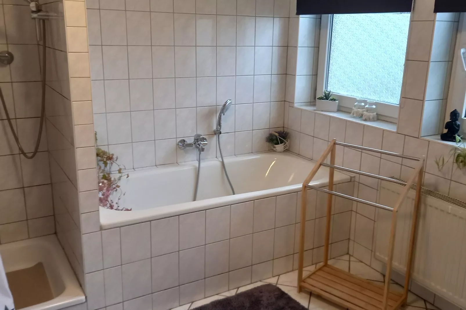 Sauerland - Diemelsee-Bathroom
