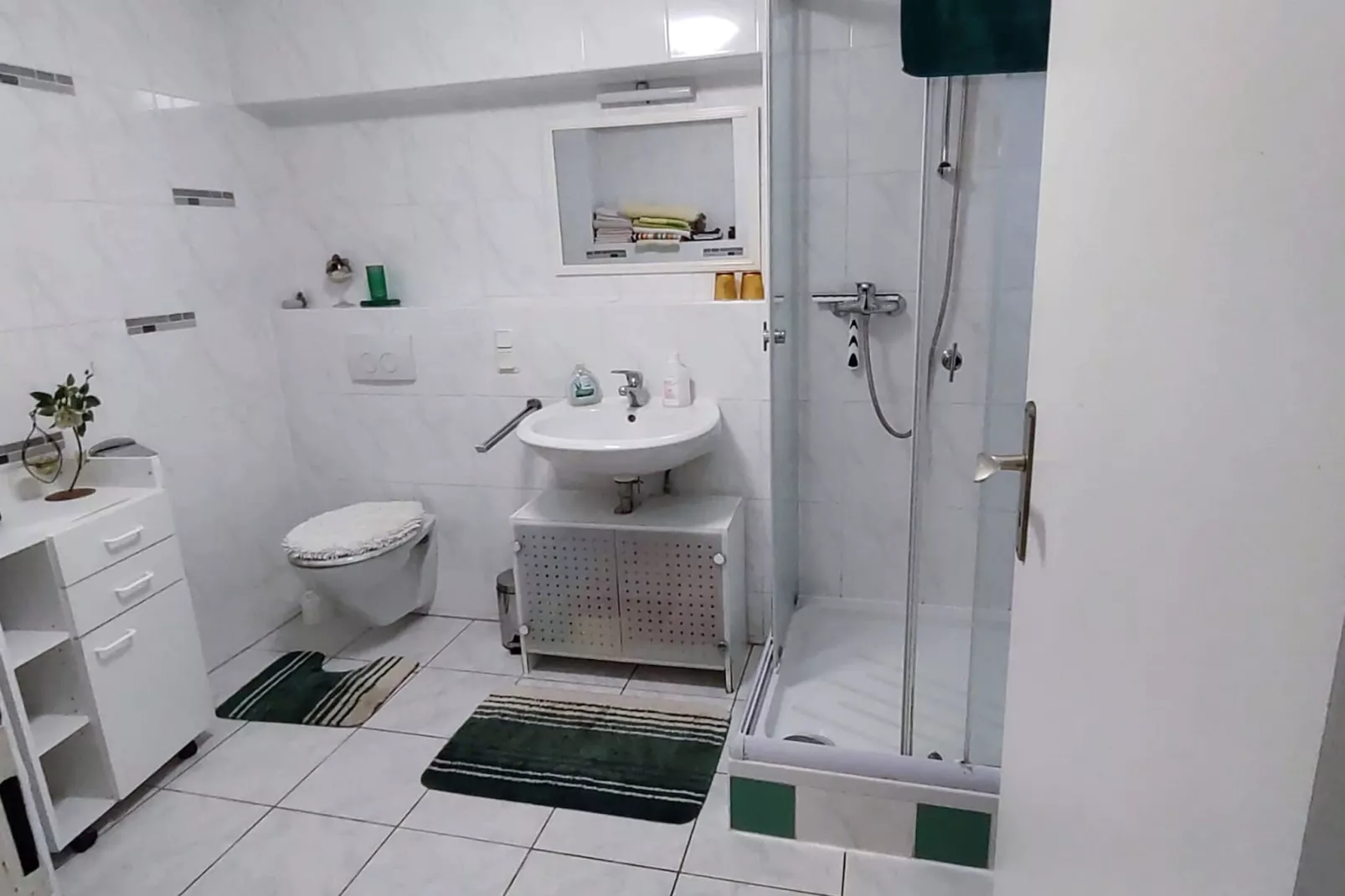 Ferienwohnung Schmidt-Bathroom