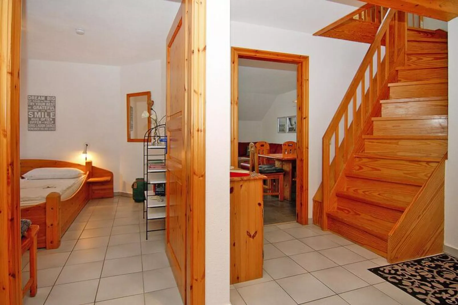 4-Raum über 2 Etagen / 105 m² / W 56b DG 7 P-Indoor