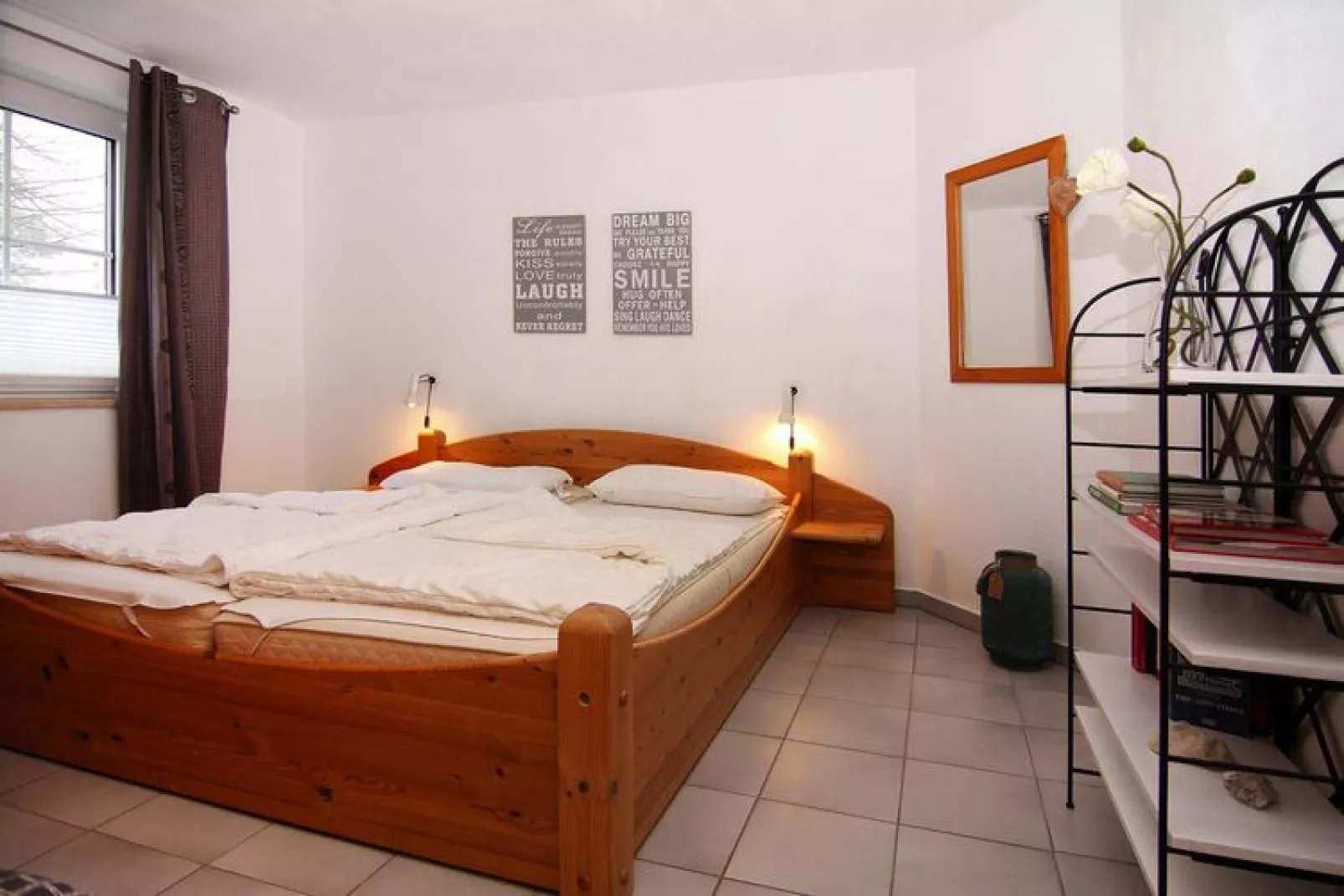 4-Raum über 2 Etagen / 105 m² / W 56b DG 7 P-Bedroom