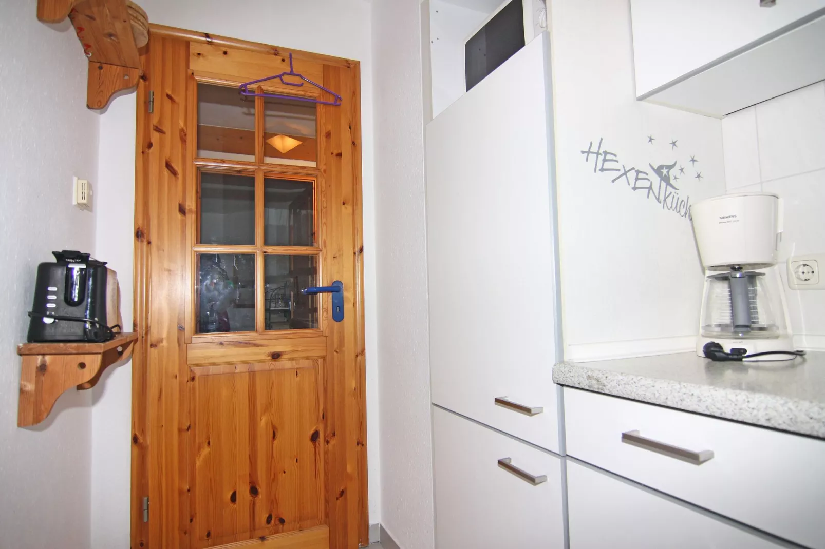 4-Raum über 2 Etagen / 105 m² / W 56b DG 7 P-Kitchen