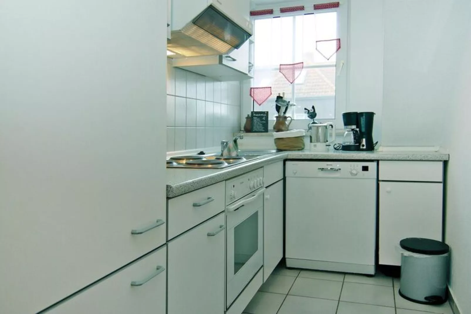 4-Raum über 2 Etagen / 105 m² / W 56b DG 7 P-Kitchen