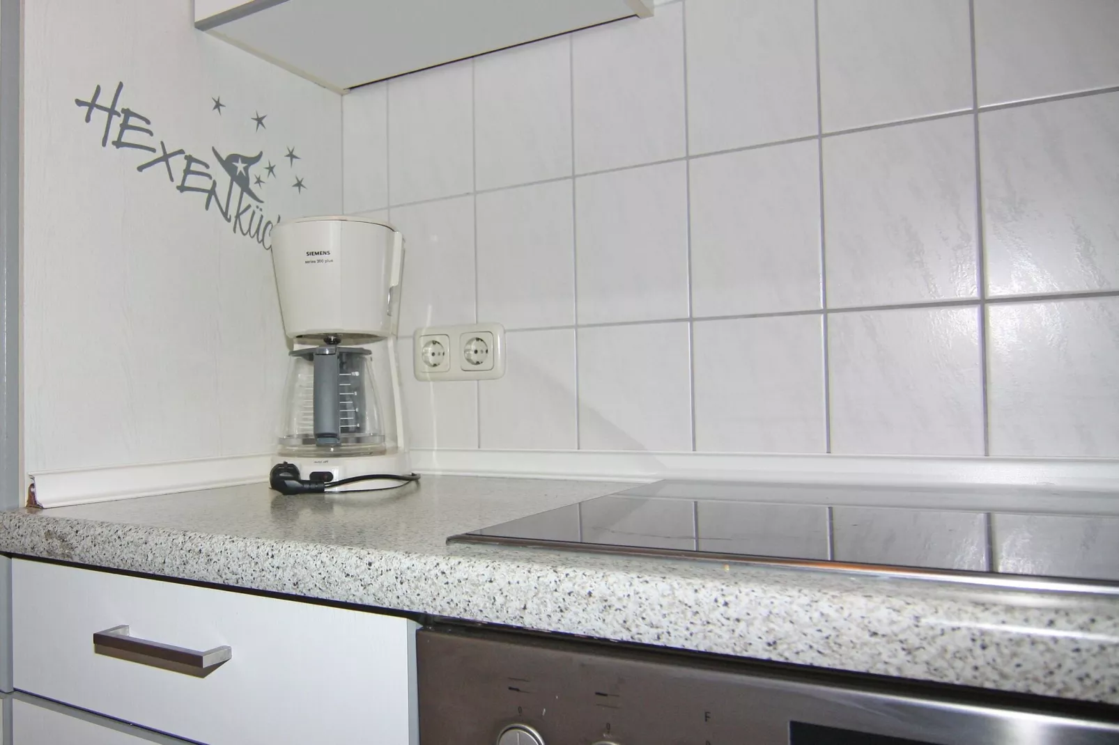 4-Raum über 2 Etagen / 105 m² / W 56b DG 7 P-Kitchen