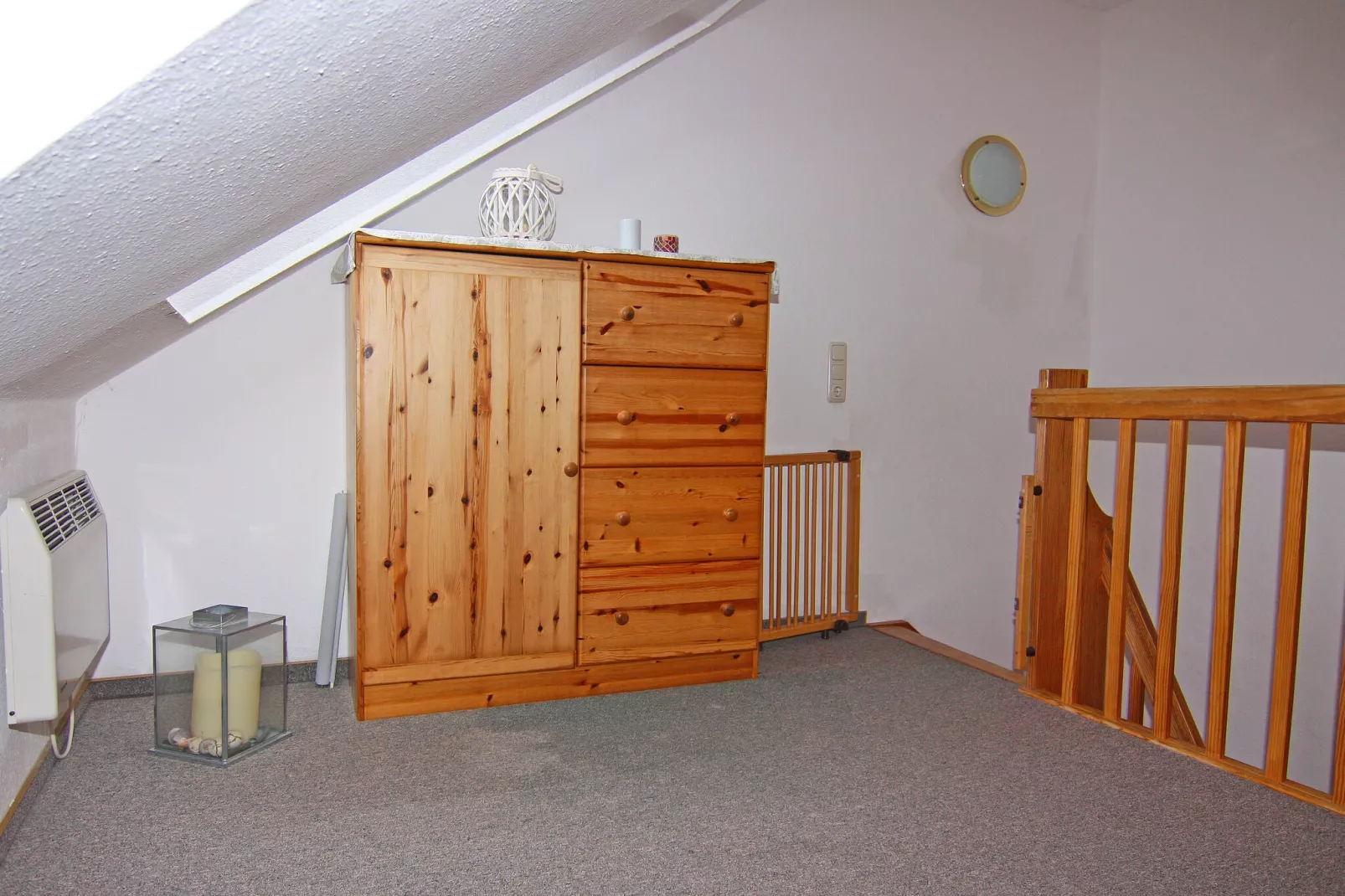 4-Raum über 2 Etagen / 105 m² / W 56b DG 7 P-Landing